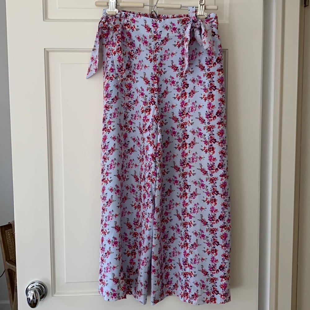 Club Monaco Tansa Silk Floral Print Side Tie Culottes
